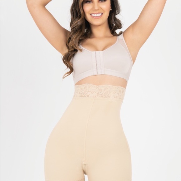 Fajas colombianas - Picture 2 of 15